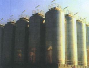 濮陽(yáng)瑞德專業(yè)壓力容器 廠家直銷價(jià)格最優(yōu)，化工領(lǐng)域值得信賴